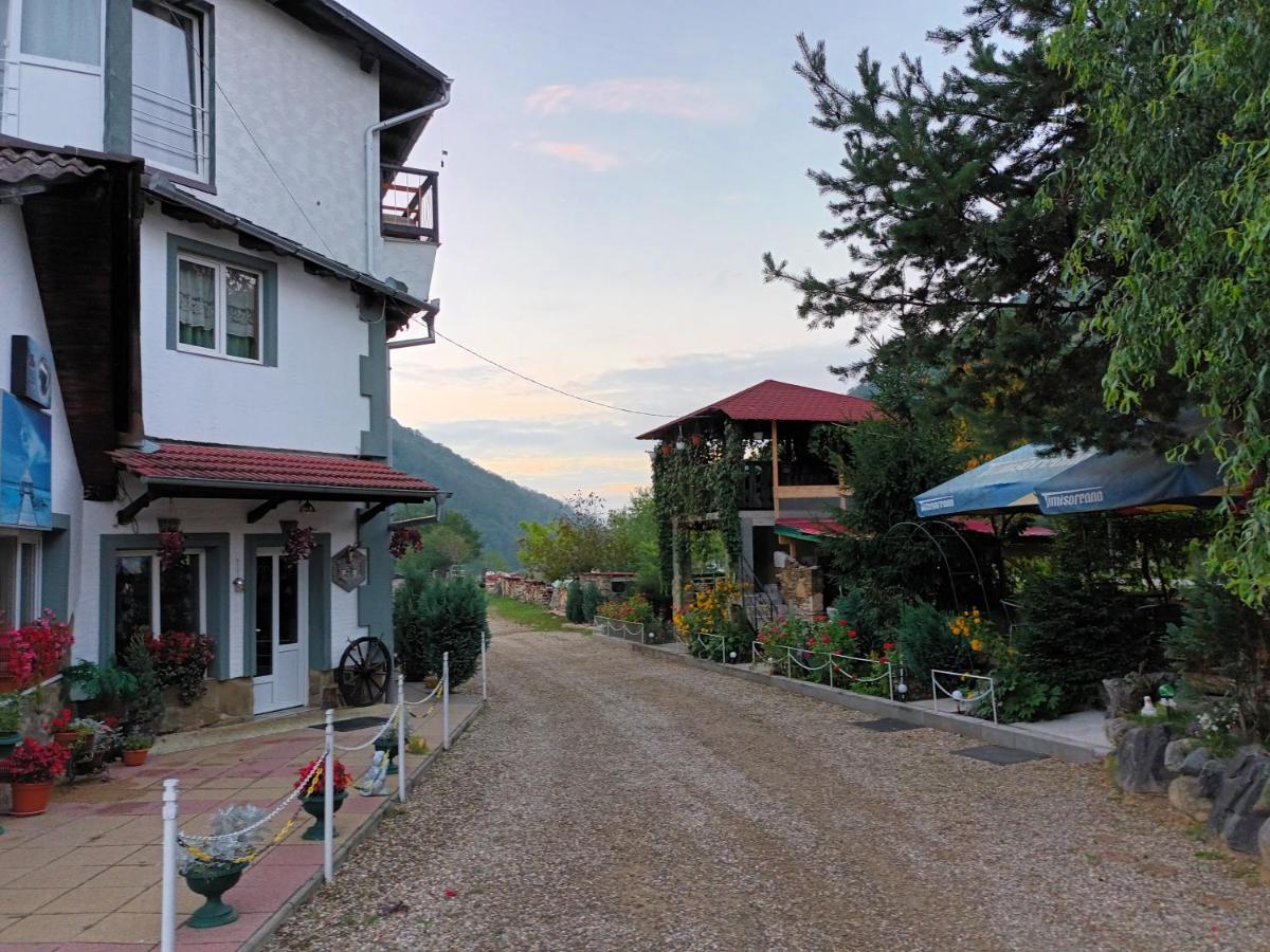 Villa Cabana Micutu Sebeş Exterior foto